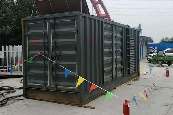 南宫发电机租赁空气滤清器多久更换一次？